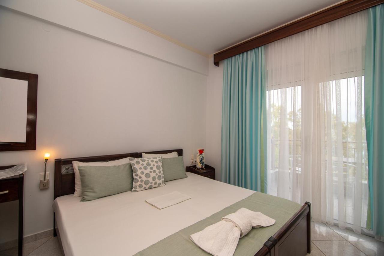 Hotelsunnybeachgr Perdika  Eksteriør billede