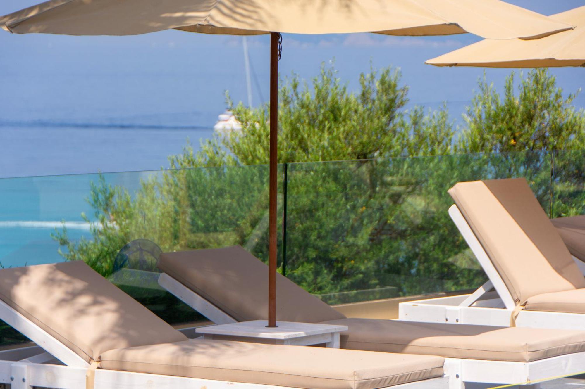 Hotelsunnybeachgr Perdika  Eksteriør billede