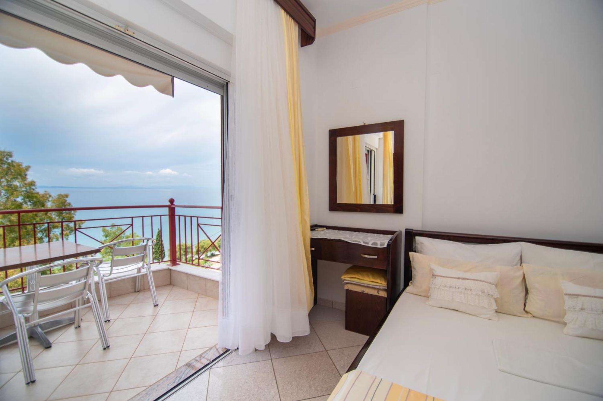 Hotelsunnybeachgr Perdika  Eksteriør billede