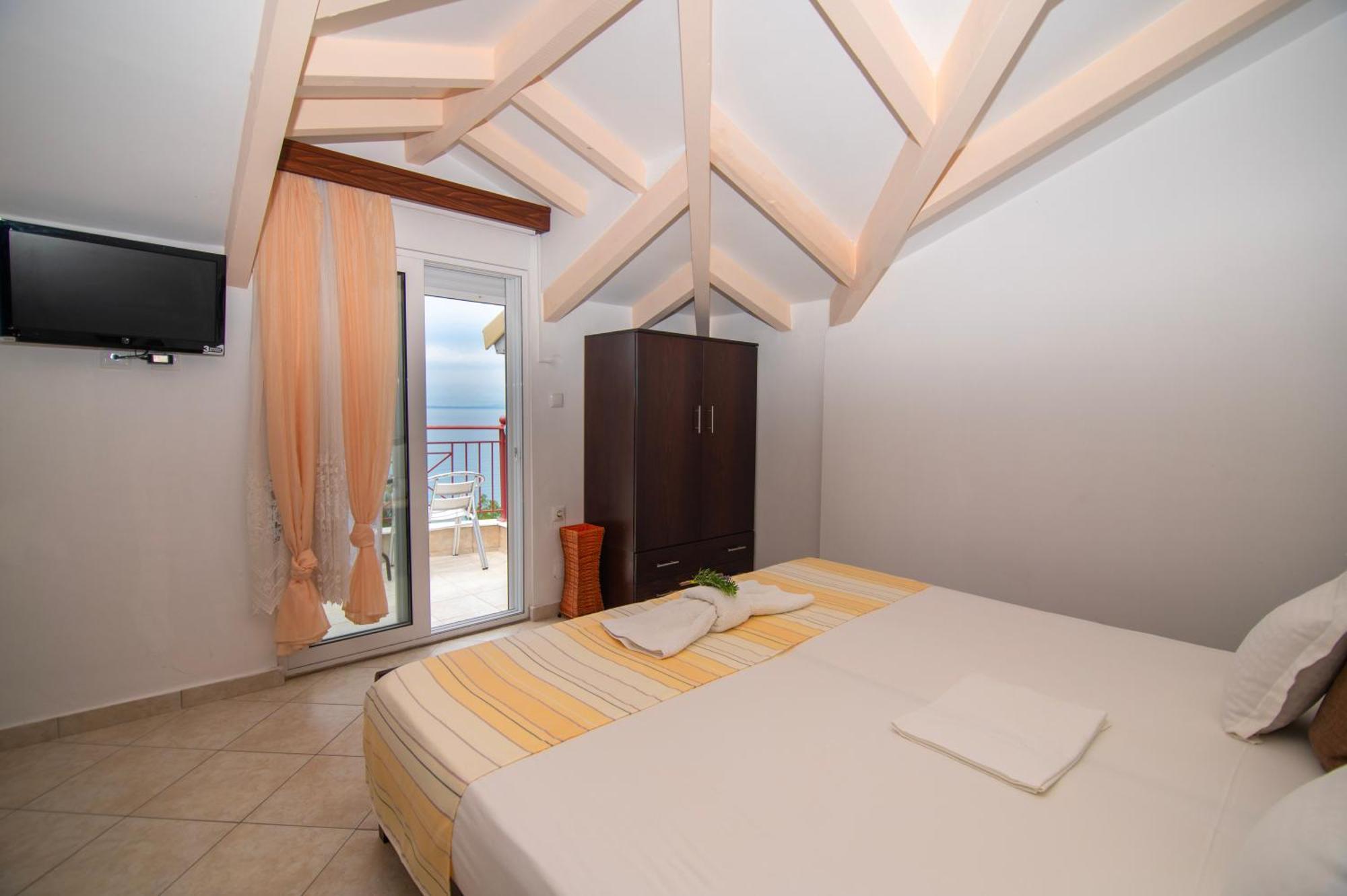 Hotelsunnybeachgr Perdika  Eksteriør billede